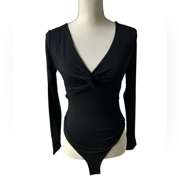MANGOPOP womens black Bodysuit Deep V Neck Twist Knot Fitted Long sleeve NWT - Picture 2 of 5